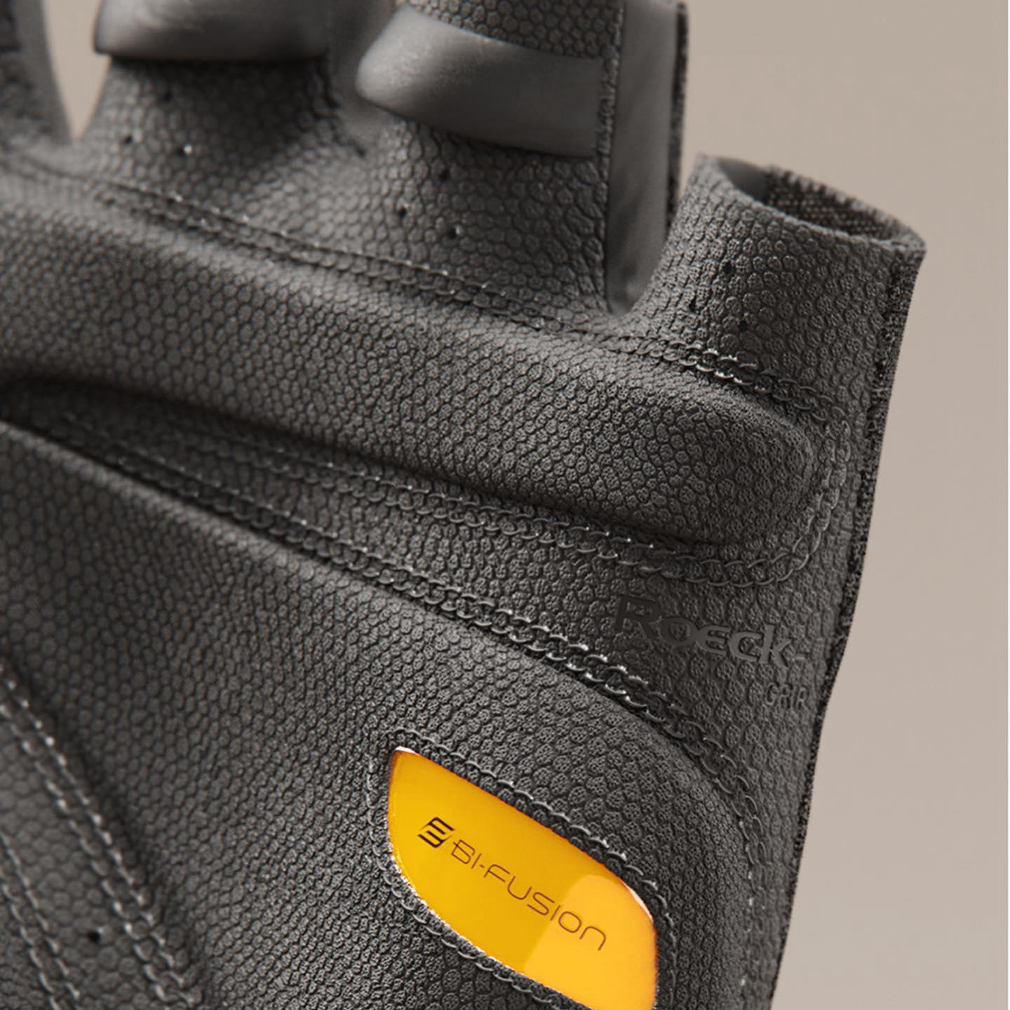 image  1 RenderShot - The high-end short-fingered glove is one of its kind when it comes to comfort and perfo